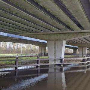 Schadeherkenning in tand-nokverbindingen met monitoring